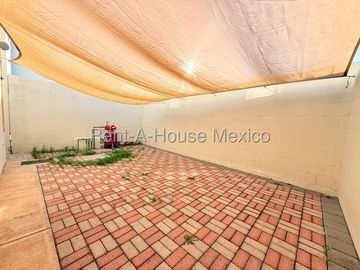 Casa en Renta en Zibatá | 3 Recámaras | area tv o estudio en PA | pasillo lateral de servicio | Amenidades Exclusivas