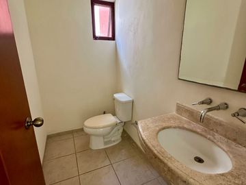 RENTA HERMOSA RESIDENCIA ESTILO HACIENDA EN PRIVADA EN TEMOZÓN NORTE, MÉRIDA YUC.