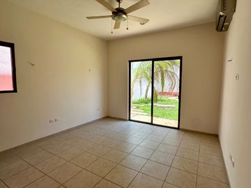 RENTA HERMOSA RESIDENCIA ESTILO HACIENDA EN PRIVADA EN TEMOZÓN NORTE, MÉRIDA YUC.
