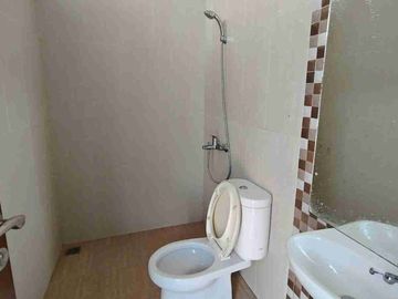 Rumah Full Furnished Lokasi Permata Jingga West Suhat