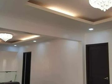 8 bedroom House in Multinational Village for rent