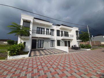 Rumah Mewah Dalam Perumahan Jl Magelang - Palagan Sleman