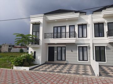 Rumah Mewah Dalam Perumahan Jl Magelang - Palagan Sleman