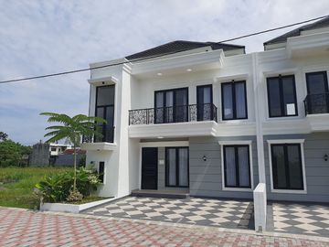 Rumah Mewah Dalam Perumahan Jl Magelang - Palagan Sleman