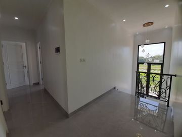 Rumah Mewah Dalam Perumahan Jl Magelang - Palagan Sleman
