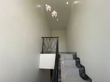 Rumah Mewah Dalam Perumahan Jl Magelang - Palagan Sleman