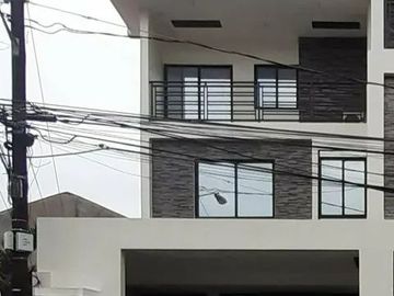 5 bedroom House in Multinational Village for rent