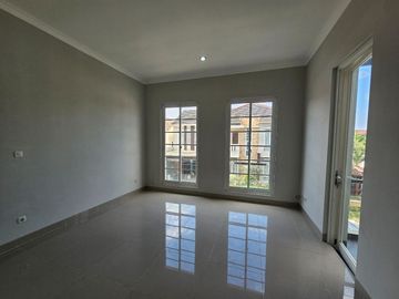 Rumah Mewah Dalam Perum Elit Casa Grande Maguwoharjo