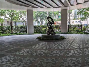 FOR SALE / LEASE: 1-Bedroom Flat in Shang Salcedo Place, Makati City