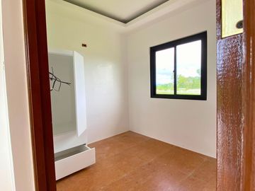 FOR SALE- 7M- 2-STOREY SINGLE DETACHED HOUSE & LOT w/ 2 BEDROOMS PLUS A BALCONY,CARPORT & LANDSAPE, LOCATED IN  BRGY. INOSLOBAN LIPA CITY BATANGAS