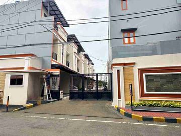 RUMAH EXCLUSIVE PALING DI CARI DI KRAMAT JATI, JAKTIM