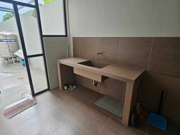 Spacious House and Lot for Sale in BF Homes Paranaque near SM BF-MD