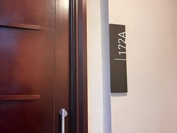 Rare Unit! The Grove Tower Empyreal 2+1 Bedroom Semi Furnished, Lantai 17