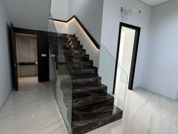 dijual rumah somerset citraland surabaya