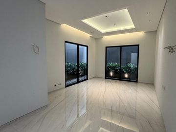 dijual rumah somerset citraland surabaya