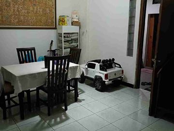 Jual Rumah Tengah Kota Di Sadewa Semarang