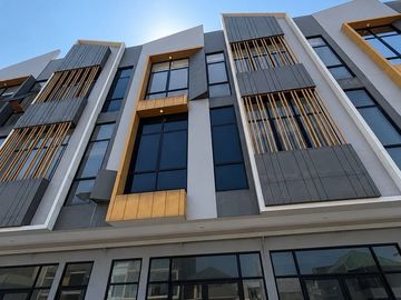 DIJUAL RUKO DI EASTERN PARK, SUKOLILO, KEPUTIH