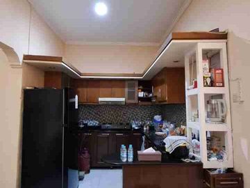 Rumah Mewah di Cluster Elite Palagan - Is