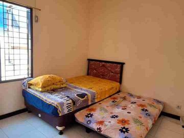 Rumah Mewah di Cluster Elite Palagan - Is