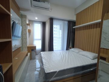 Unit Studio! Apartemen Bella, Pakuwon City - Full Furnished, View City