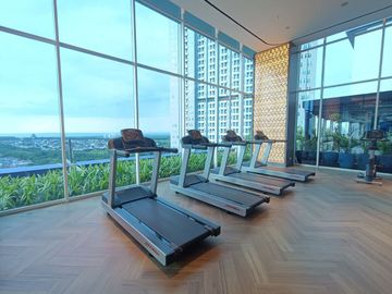 Unit Studio! Apartemen Bella, Pakuwon City - Full Furnished, View City