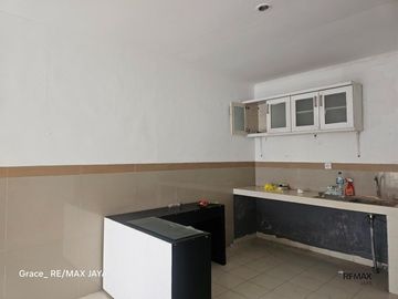 Rumah Minimalis Disewakan, di Area Sunset Road dekat Grandlucky