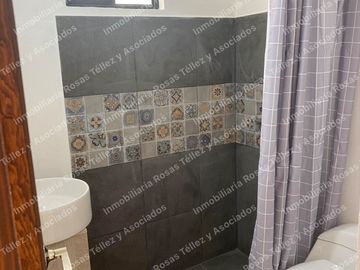 Departamento amueblado para UNA SOLA persona en Renta frente al parque Ecológico,Puebla