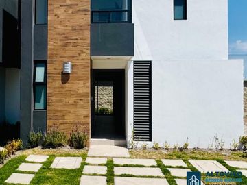 Casa en Renta en Residencial Esmeralda