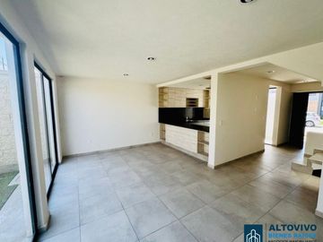 Casa en Renta en Residencial Esmeralda