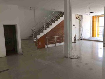 Sewa Ruko 3 Lantai di area Bisnis, dekat UGM - Is