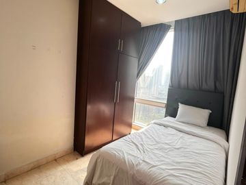 Ready to Move In! The Grove Tower Empyreal 2+1 BR Semi Furnished