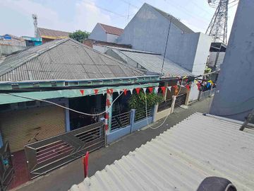 Jual Bangunan 2 Lantai Ex Kos an 10 KT, 10KM, SHM, jalan lebar 2 mobil, Cakung, harga bagus 1 950M nego