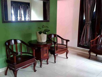 dijual rumah 2 lantai di Kebayoran Baru, Jaksel