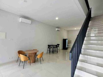 Bisa Cicil 120x! Oxford Victoria Ruko di Jantung Gading Serpong