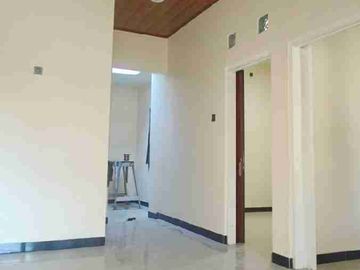 dijual rumah siap huni lokasi perum Wiguna gunung anyar surabaya