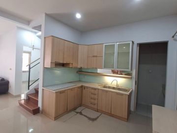 DIJUAL CLUSTER FLUORITE GADING SERPONG TANGERANG BANTEN