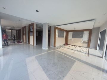 Disewakan workshop lokasi strategis di Jalan Utama Galaxy Bekasi
