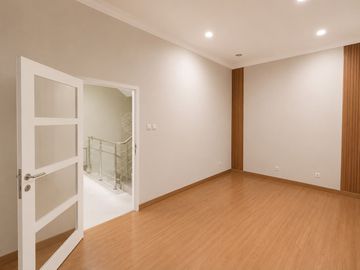 Ss.3699s - Murah !! Disewa/Dijual !! Rumah Minimalis Luas 72 Siap Huni di Kelapa Lilin Hadap Selatan