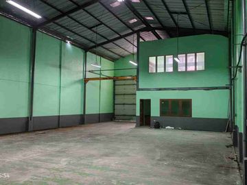 Disewakan gudang taman tekno bsd