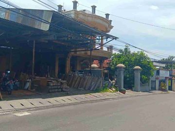 Dijual via lelang rumah /tempat usaha di Raya Made no 6 Sambikerep Surabaya