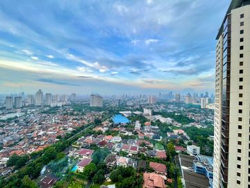 Disewakan Apartment Pakubuwono spring 2BR 175sqm kebayoran jaksel (Erfi +62 8197740----)
