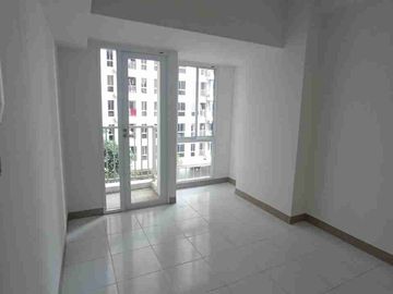 Sewa Apartemen Tokyo Riverside Studio Kosongan