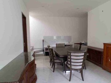 Rumah Baru Siap Huni Dalam Komplek Modern Lokasi Sangat Strategis di Ciputat Tangeramg Selatan