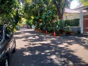 Rumah Eklusive dan Elegan di Kawasan Pemukiman Elite Pesona Khahyangan  Depok Jawa Barat.