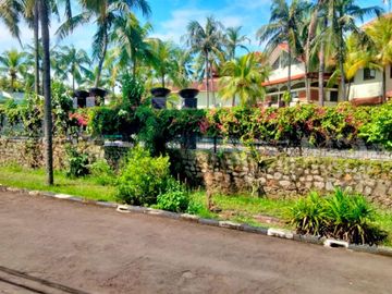 Rumah Eklusive dan Elegan di Kawasan Pemukiman Elite Pesona Khahyangan  Depok Jawa Barat.