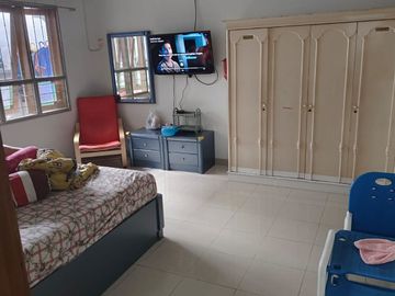 Rumah Eklusive dan Elegan di Kawasan Pemukiman Elite Pesona Khahyangan  Depok Jawa Barat.