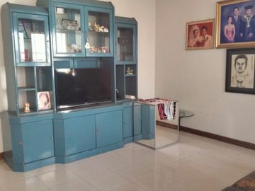 Rumah Eklusive dan Elegan di Kawasan Pemukiman Elite Pesona Khahyangan  Depok Jawa Barat.