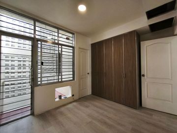 Holy Spirit Quezon City For Sale 3 Storey Townhouse 3 Bedrooms  near Shopwise Commonwealth RG