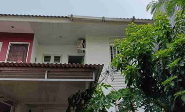 Dijual cepat rumah 2Lantai di bukit Golf Cibubur