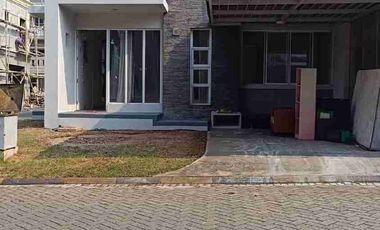 DIJUAL RUMAH CANTIK POSISI HOOK DI CIBUBUR COUNTRY